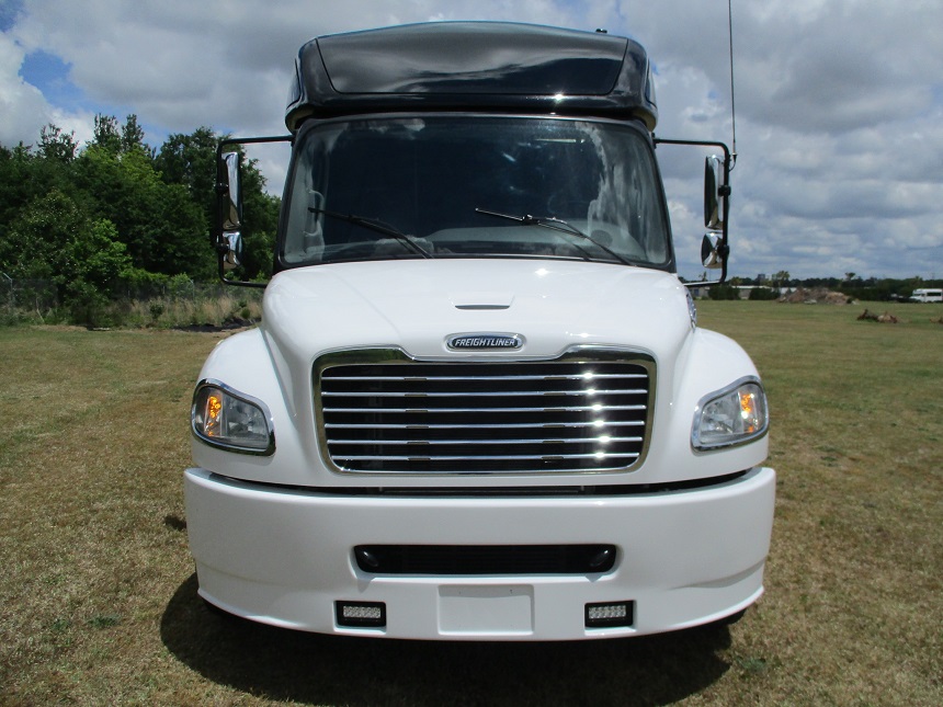 Freightliner bus sales, f