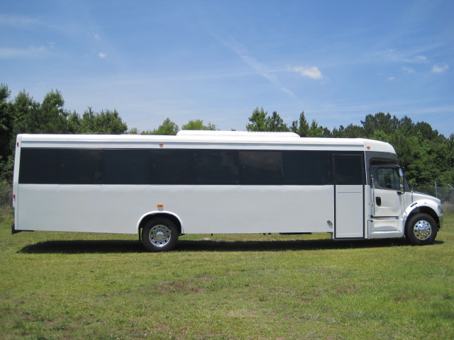 freightliner bus, rt