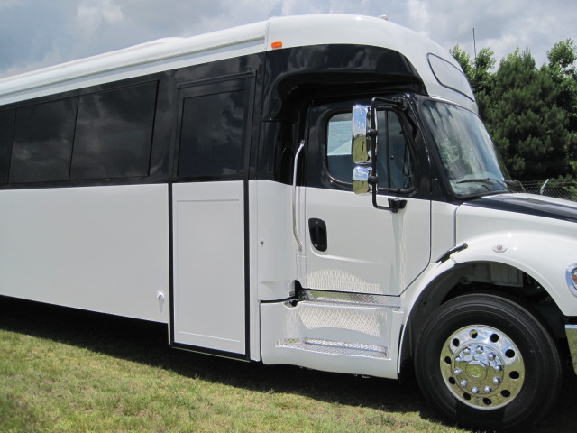 executive freightliner bus with restroom, dc