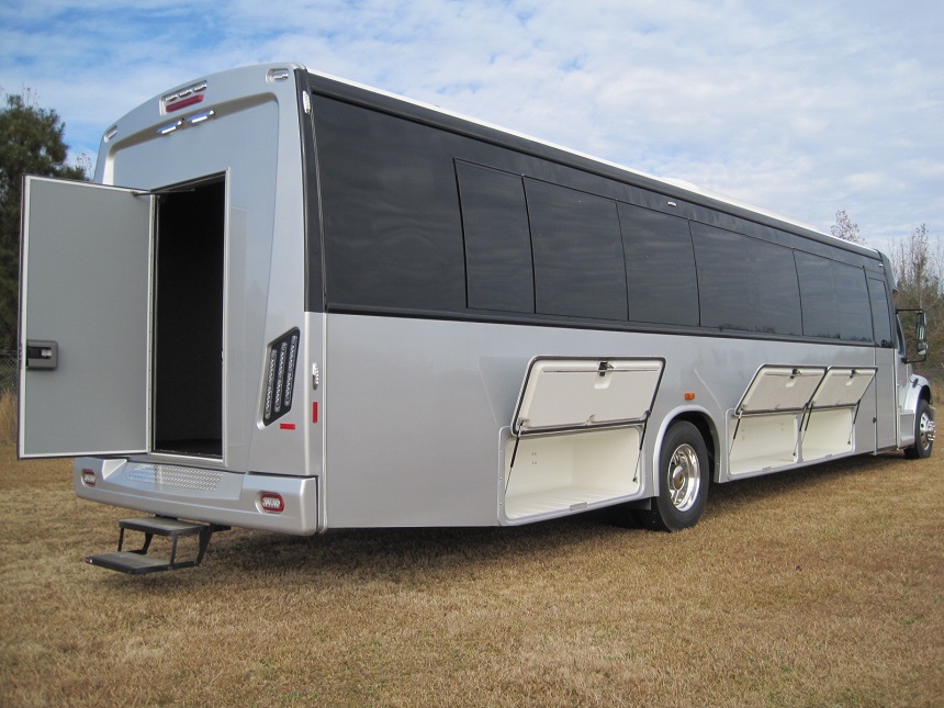 freightliner m2 coach buses with under floor luggage, lug