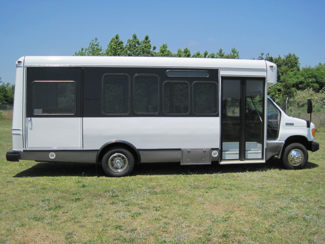used buses for sale, handicap, rt