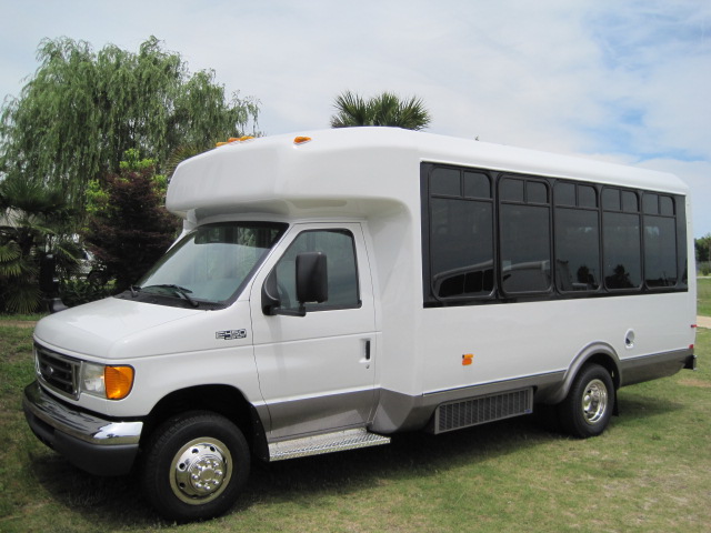 4 wheelchair handicap bus sales